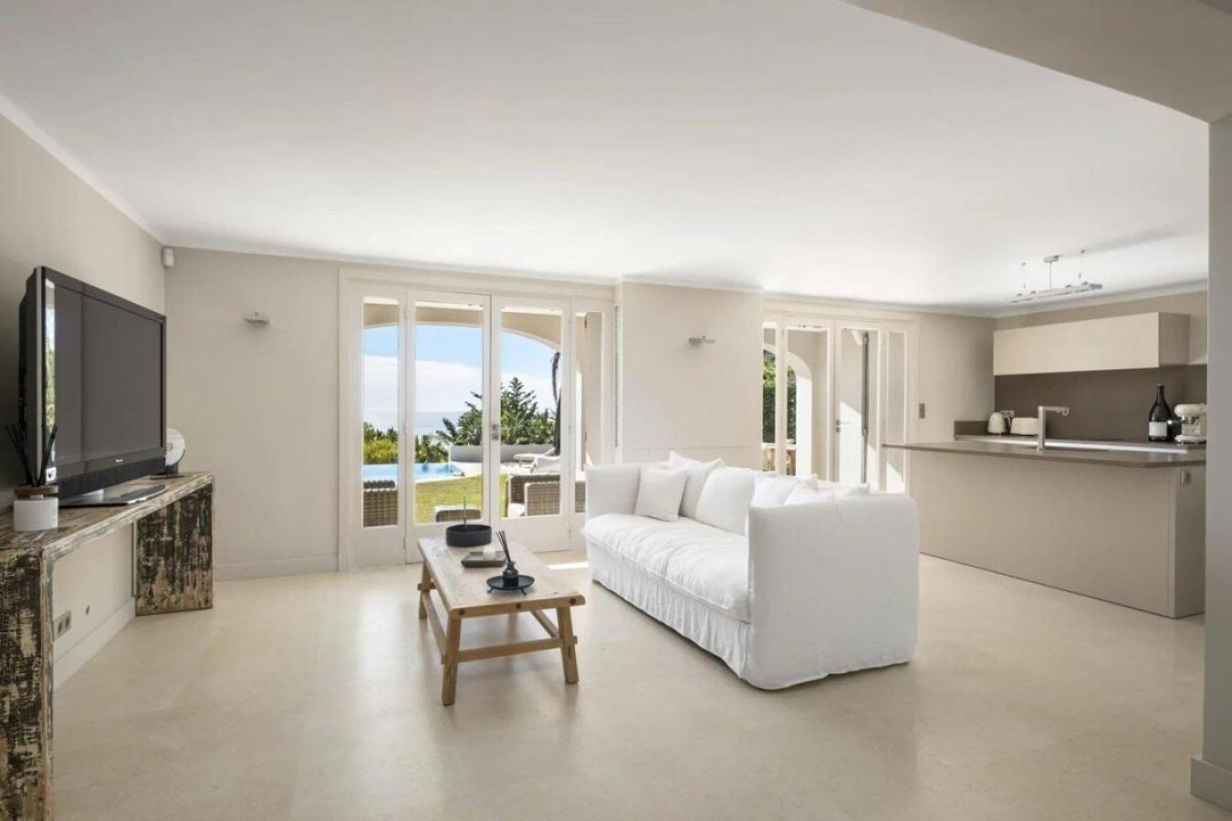 Dimick Villa *